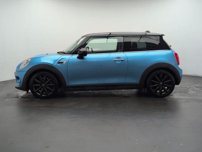 2025 Mini Hatch