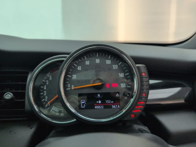 2025 Mini Hatch