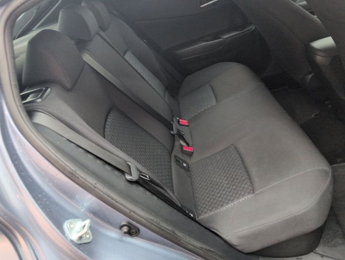 2025 Toyota C-hr
