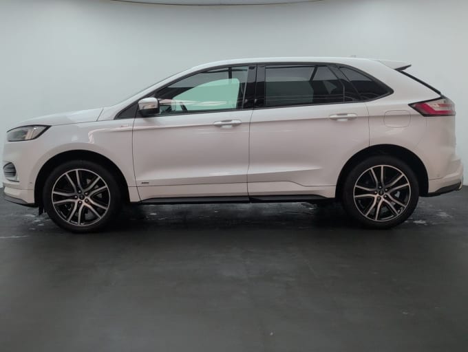 2025 Ford Edge