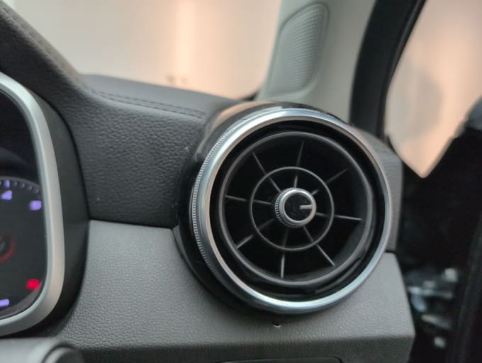 2025 Mg Mg Zs