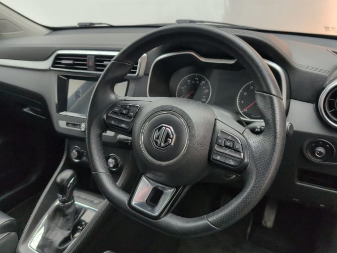 2025 Mg Mg Zs