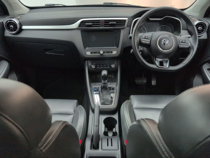 2025 Mg Mg Zs