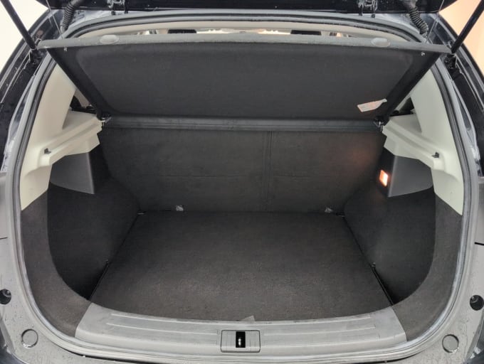 2025 Mg Mg Zs