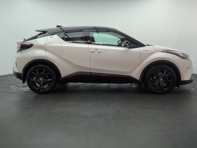 2025 Toyota C-hr