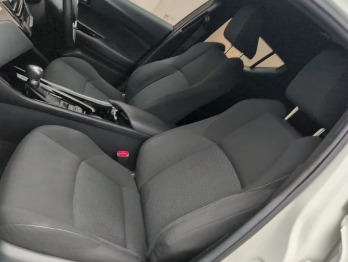 2025 Toyota C-hr
