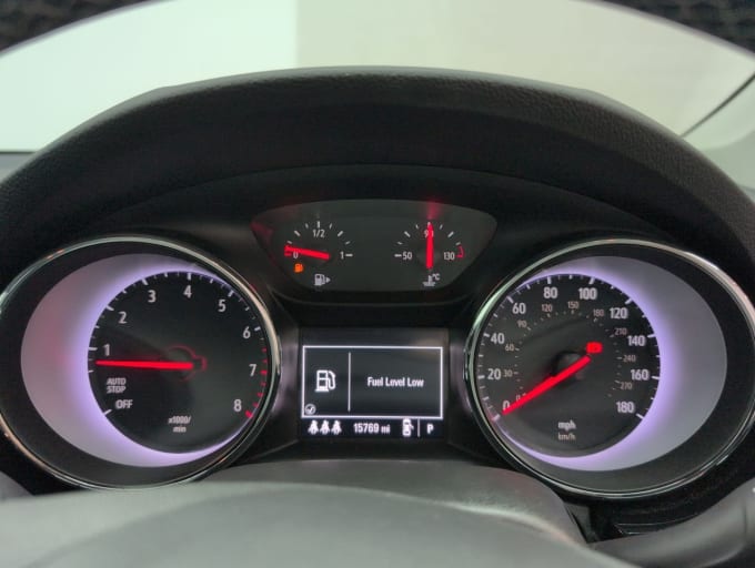 2025 Vauxhall Astra