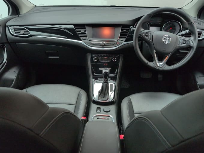 2025 Vauxhall Astra