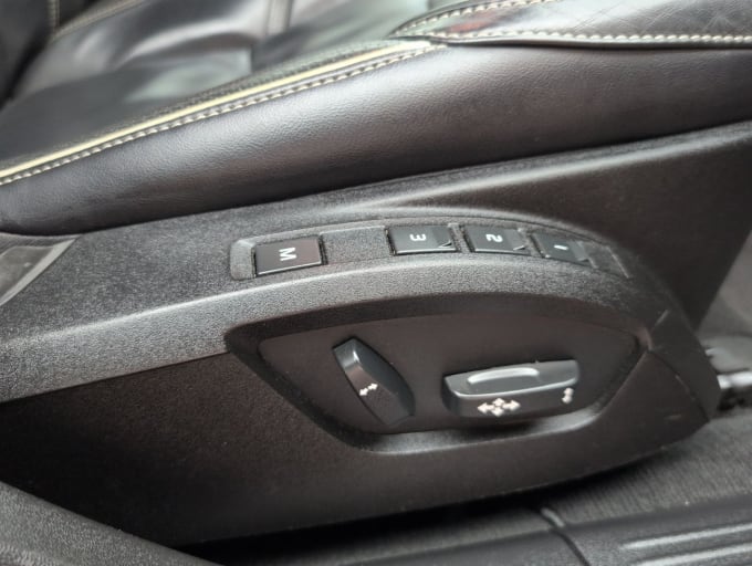 2025 Volvo V40