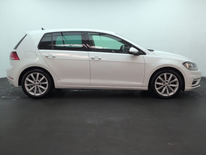 2025 Volkswagen Golf