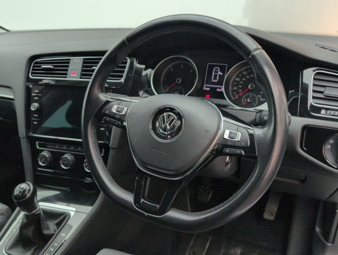 2025 Volkswagen Golf