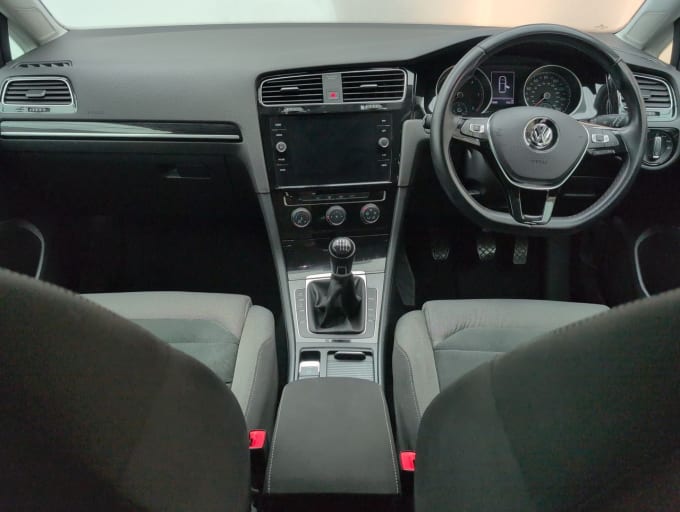 2025 Volkswagen Golf