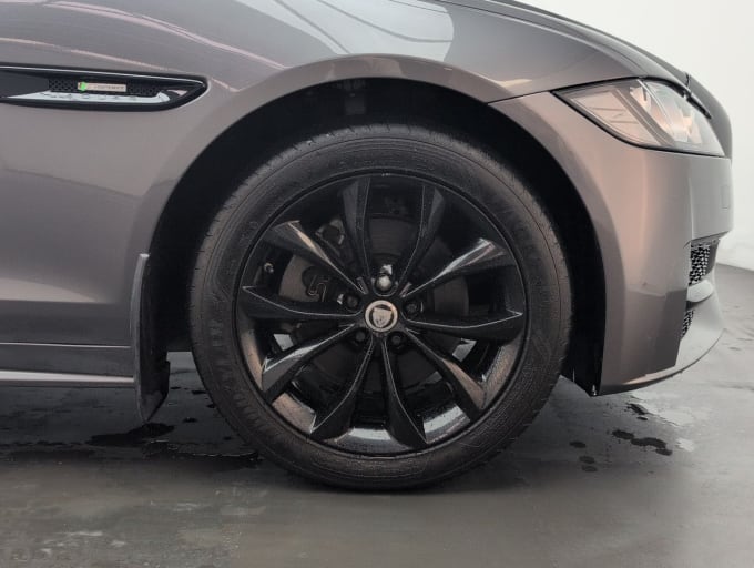 2025 Jaguar Xf