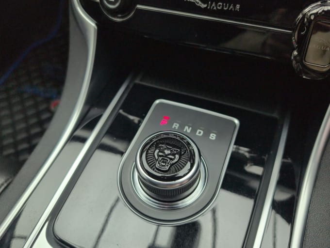 2025 Jaguar Xf