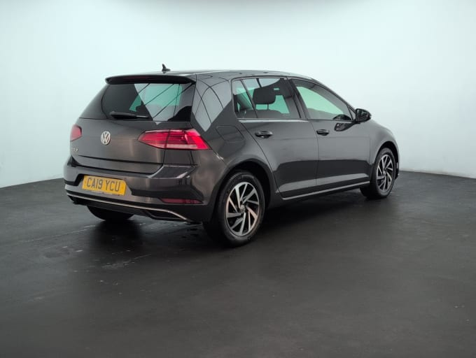 2025 Volkswagen Golf