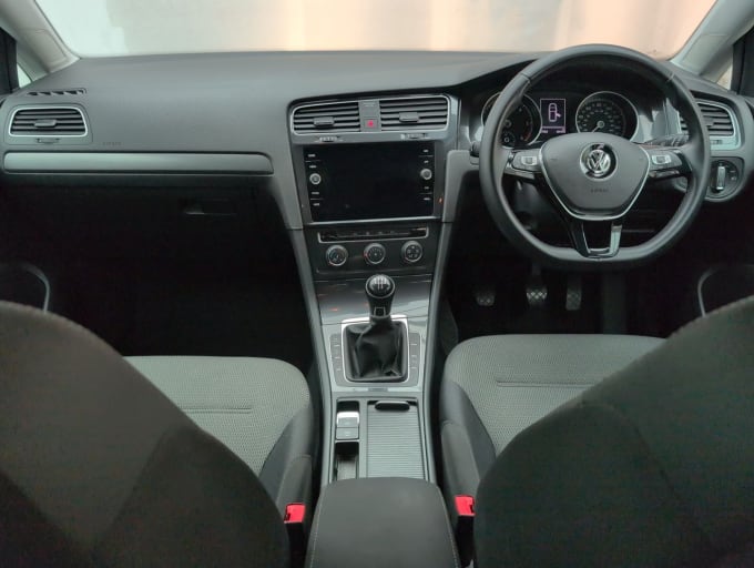 2025 Volkswagen Golf