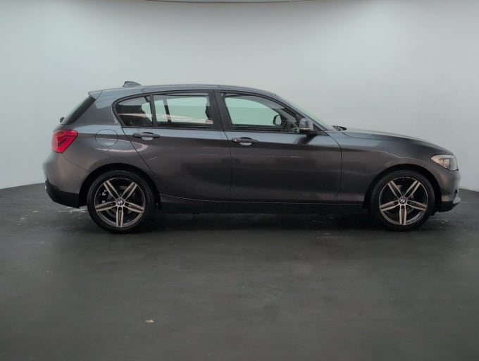 2025 BMW 1 Series