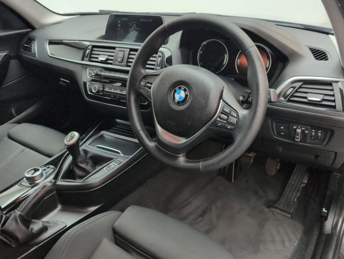 2025 BMW 1 Series