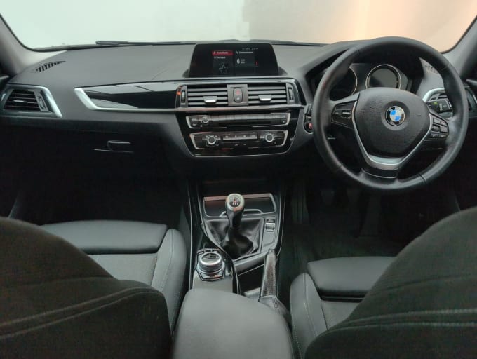 2025 BMW 1 Series