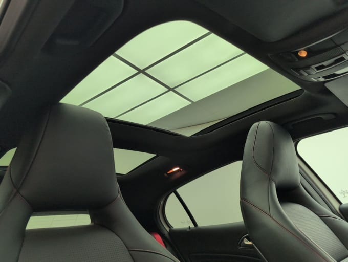 2025 Mercedes-benz Gla-class