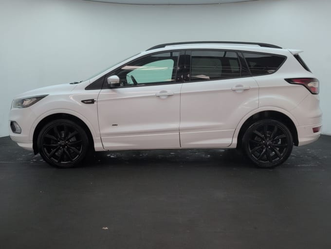 2025 Ford Kuga