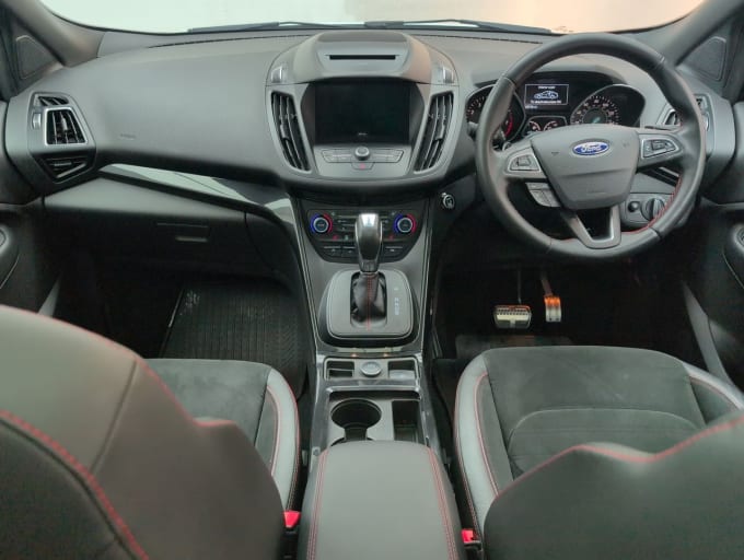 2025 Ford Kuga