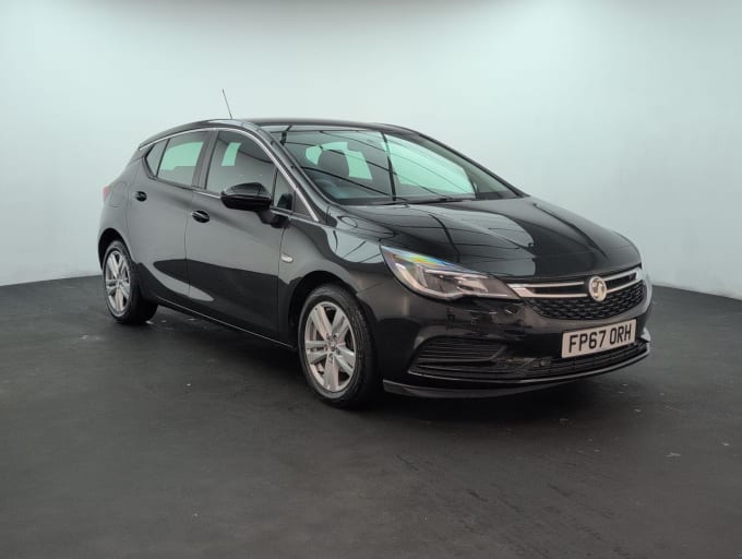 2025 Vauxhall Astra