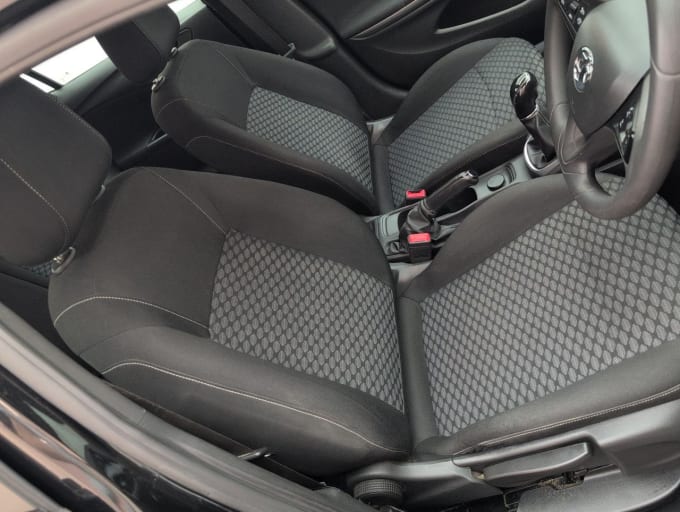 2025 Vauxhall Astra