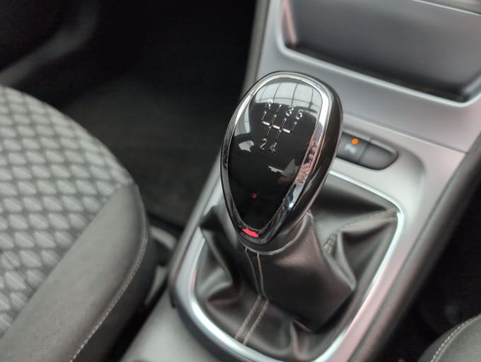 2025 Vauxhall Astra