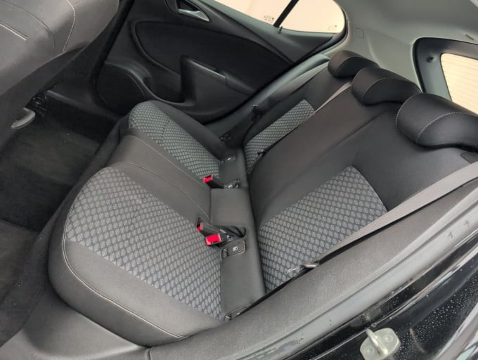 2025 Vauxhall Astra