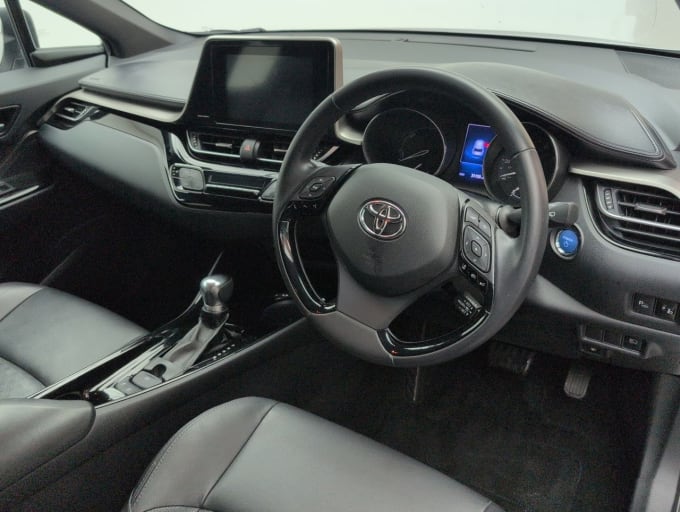 2025 Toyota C-hr