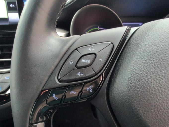 2025 Toyota C-hr