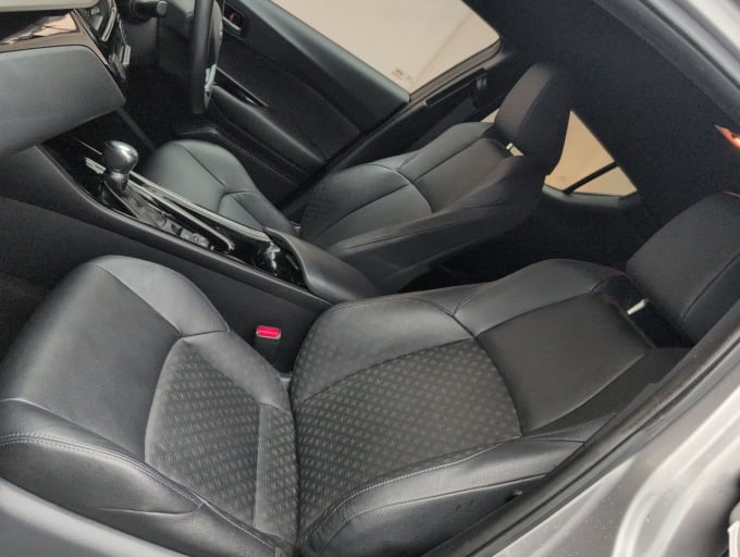 2025 Toyota C-hr
