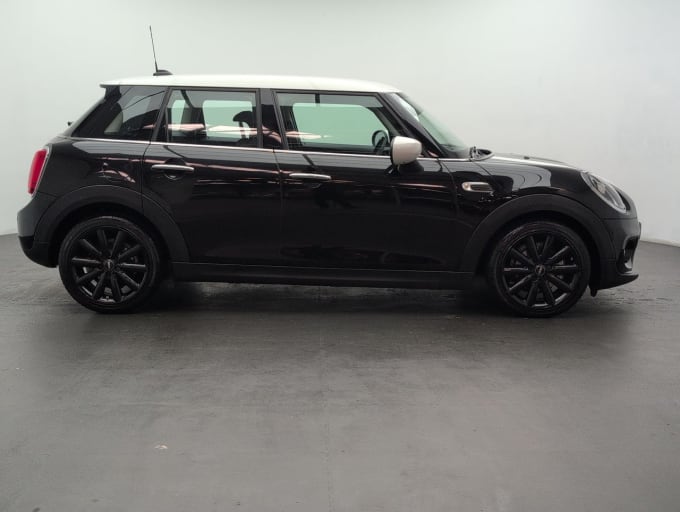 2025 Mini Hatch