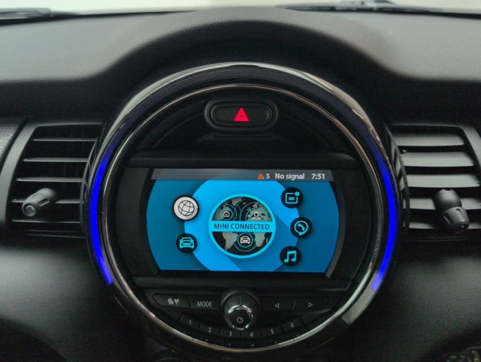 2025 Mini Hatch