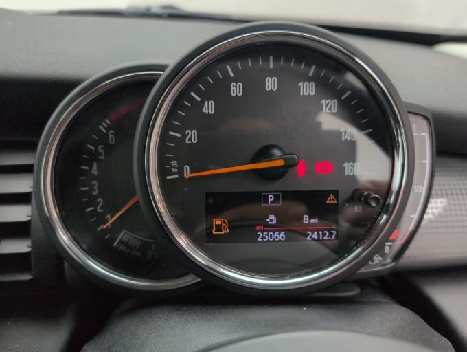 2025 Mini Hatch