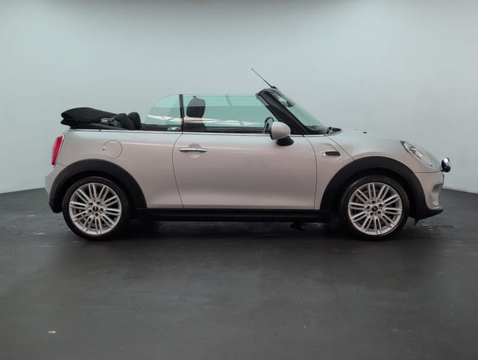 2025 Mini Convertible