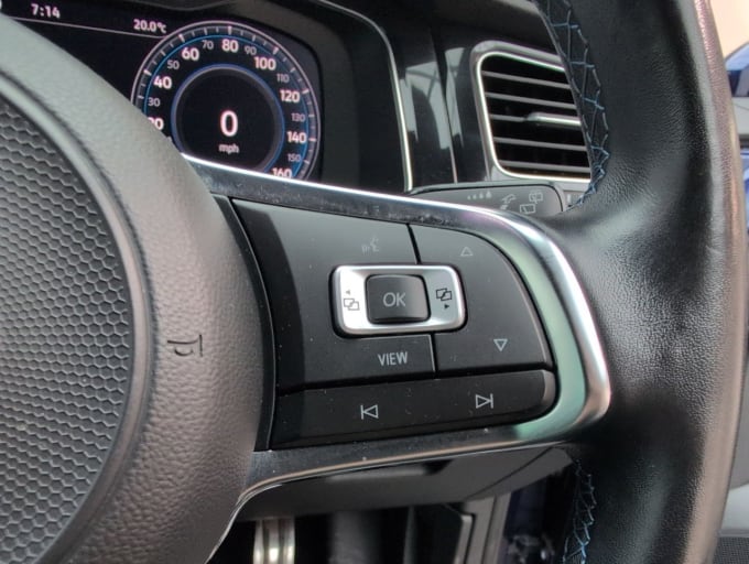 2025 Volkswagen Golf