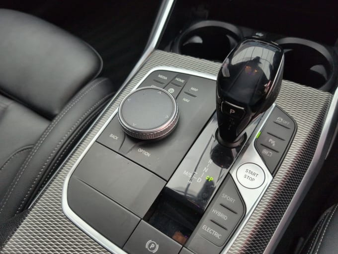 2025 BMW 3 Series