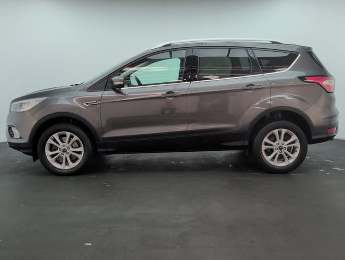 2025 Ford Kuga