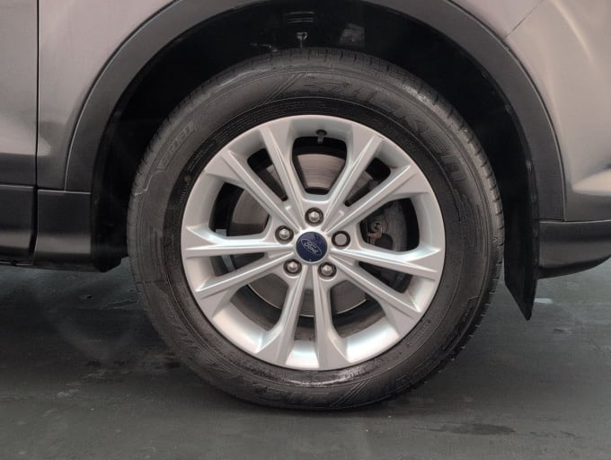 2025 Ford Kuga