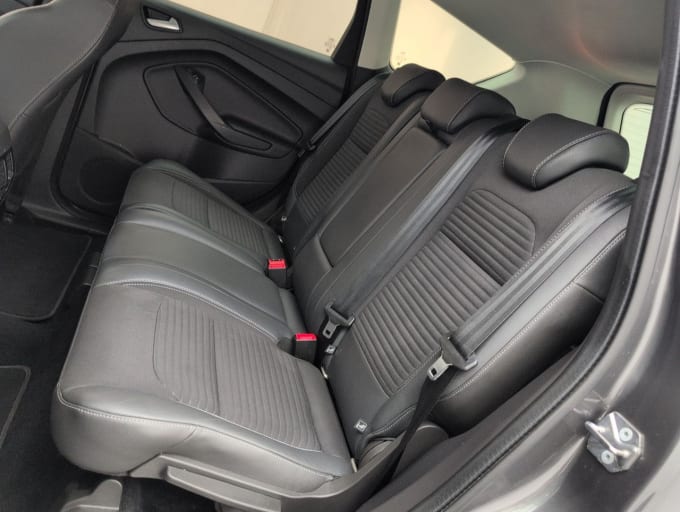 2025 Ford Kuga