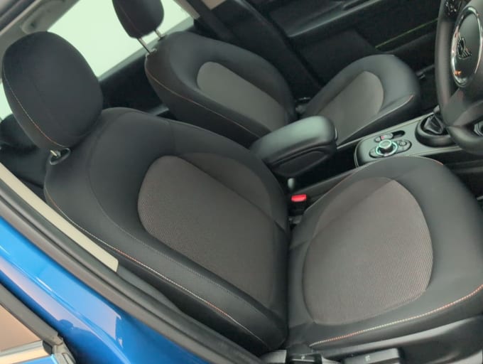 2025 Mini Countryman