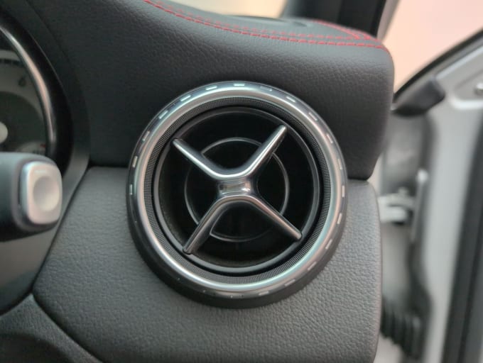 2025 Mercedes-benz Gla-class