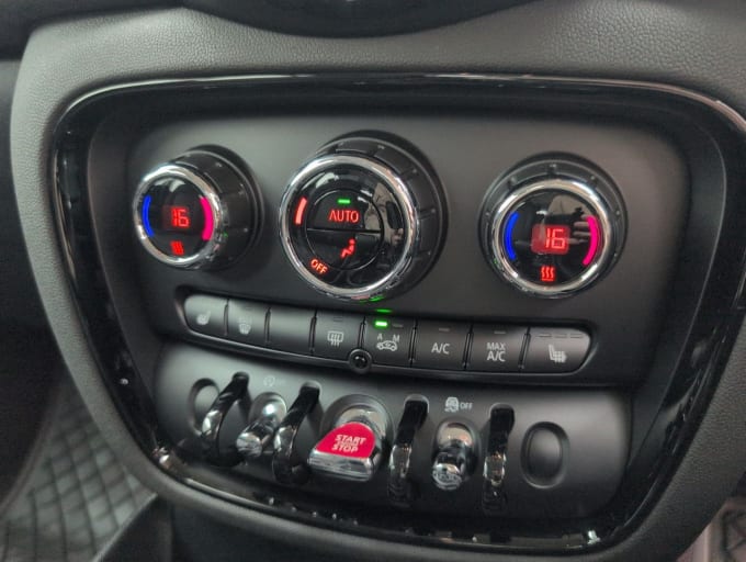 2025 Mini Clubman