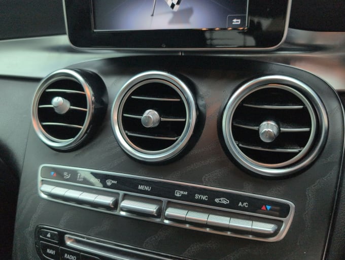 2025 Mercedes-benz Glc