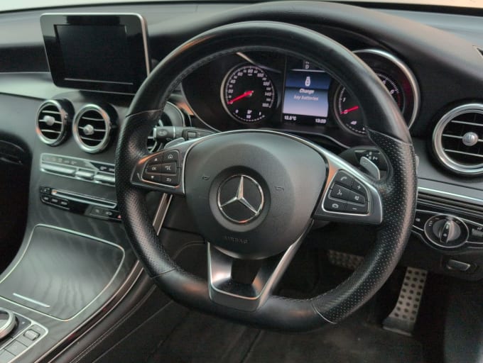 2025 Mercedes-benz Glc