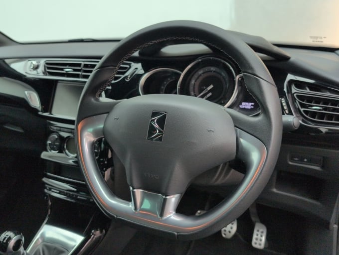 2025 Ds Automobiles Ds 4