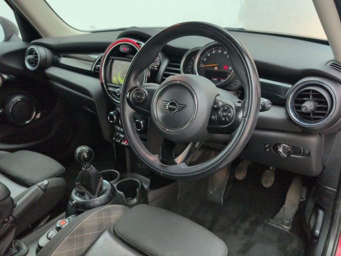 2025 Mini Hatch