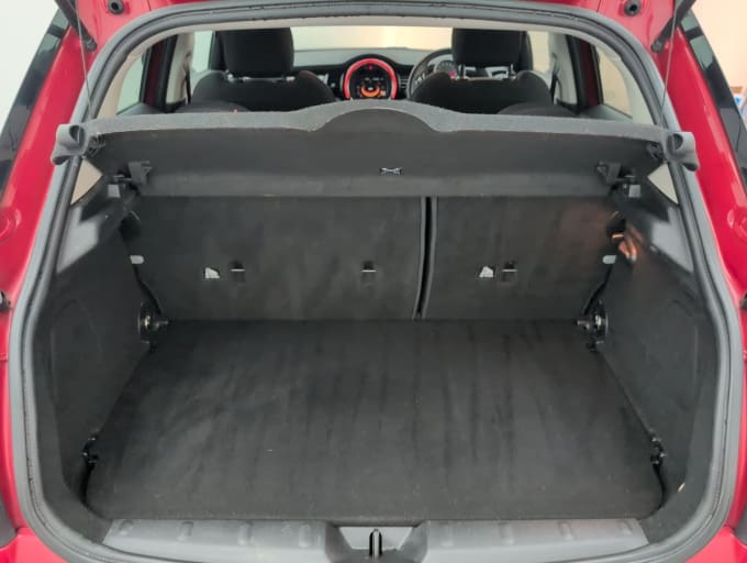 2025 Mini Hatch